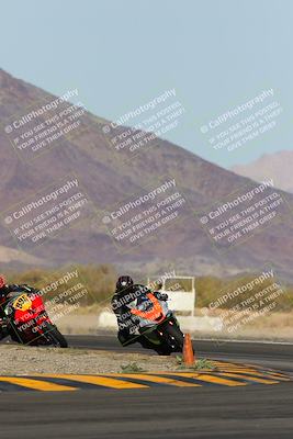 media/Feb-04-2023-SoCal Trackdays (Sat) [[8a776bf2c3]]/Turn 14 (115pm)/